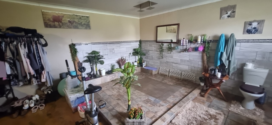 8 Bedroom Property for Sale in Brits Rural North West